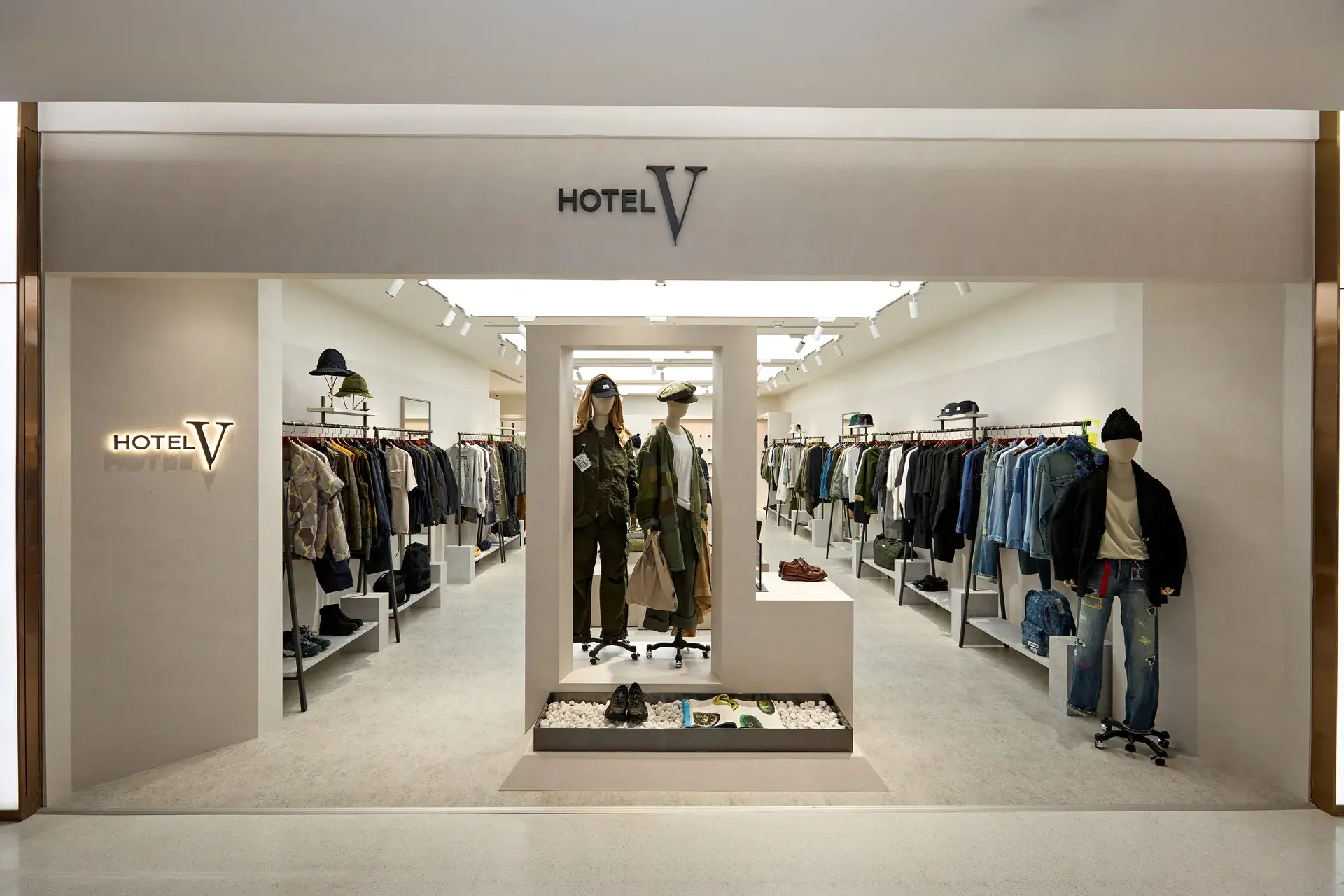 Hotel V信義遠百a13店開幕11