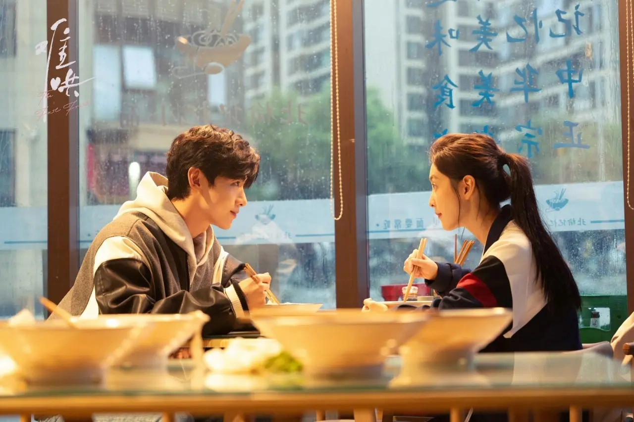 Netflix熱門陸劇《難哄》七大看點 白敬亭 章若楠【難哄官方微博】難哄劇照11