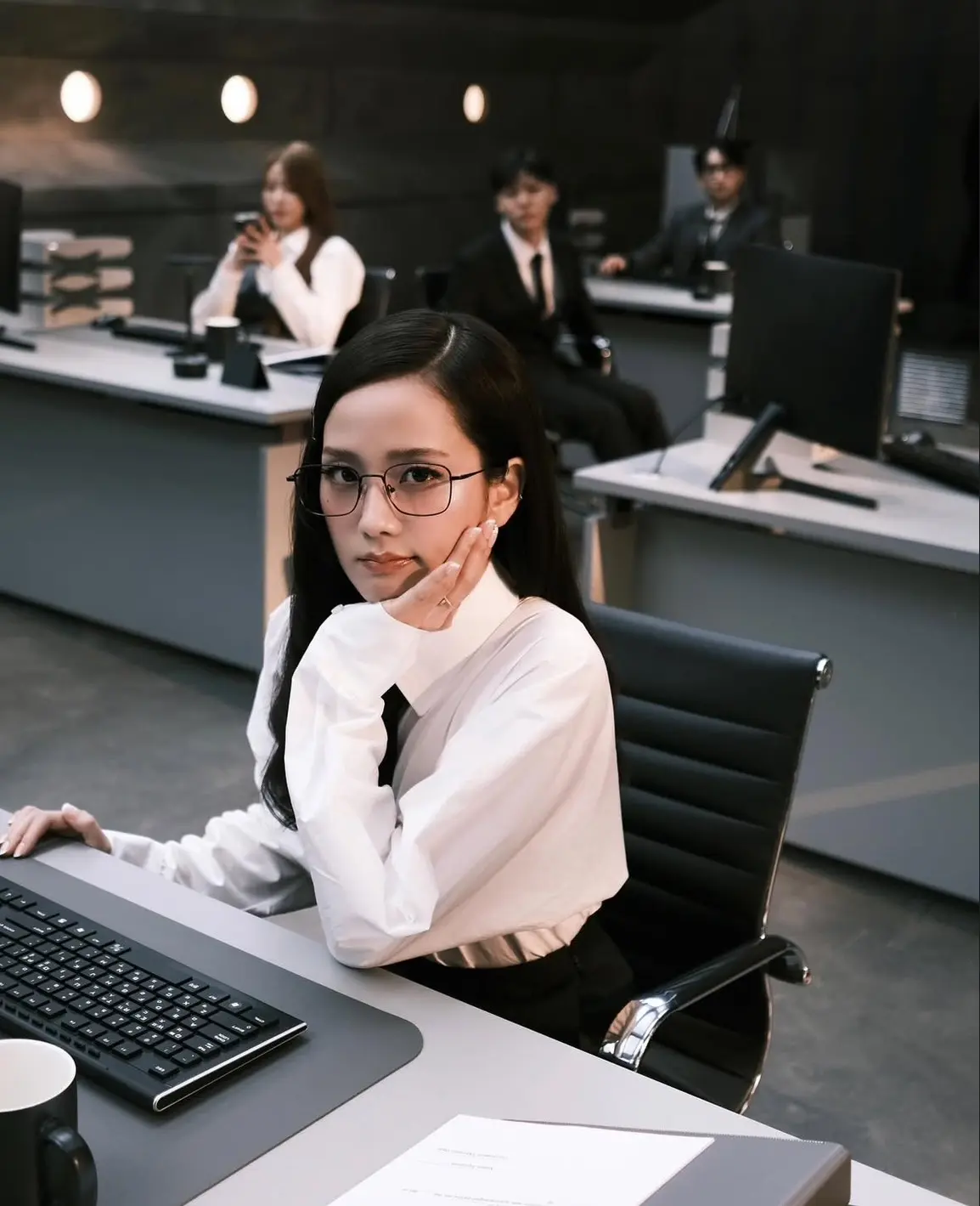 2025流行眼鏡趨勢 韓星同款【ig Sooyaaa 】方框細邊眼鏡01