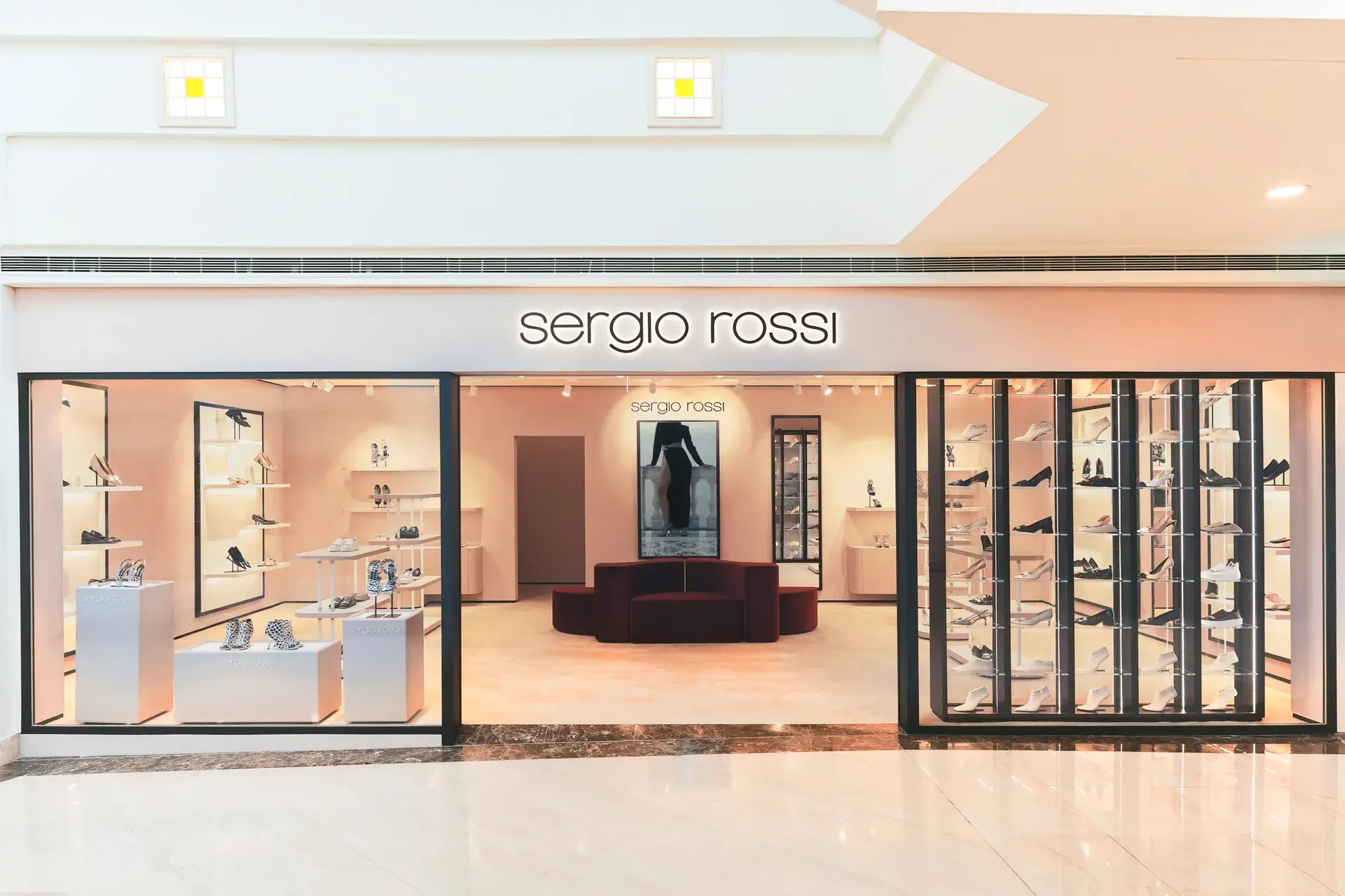 Sergio Rossi 微風廣場旗艦店 專櫃照 1