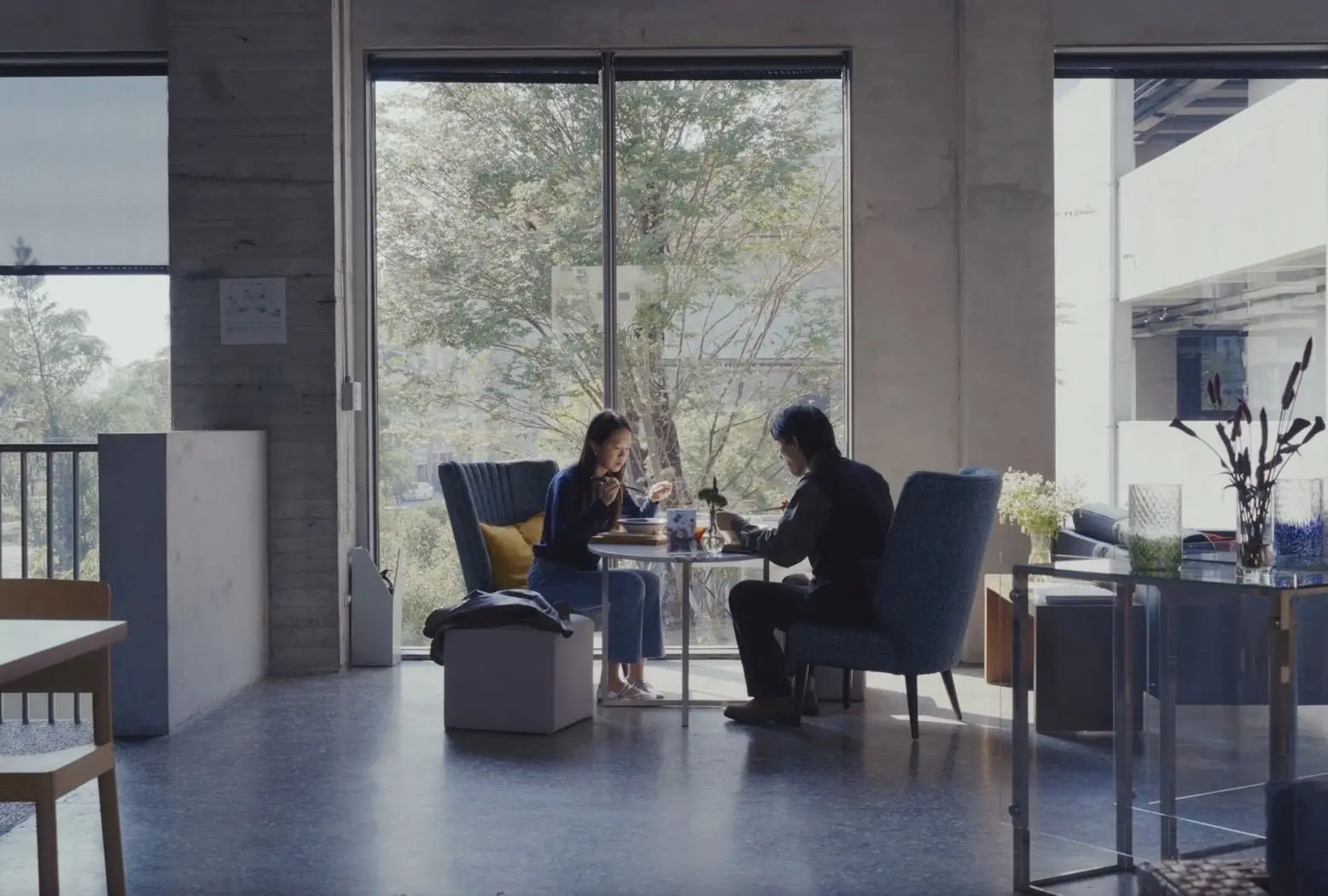 The Amnis然一酒店為全台唯一擁有自營美術館的酒店 Alien Art Centre金馬賓館當代美術館。位於 Wh 1920x1920px 1