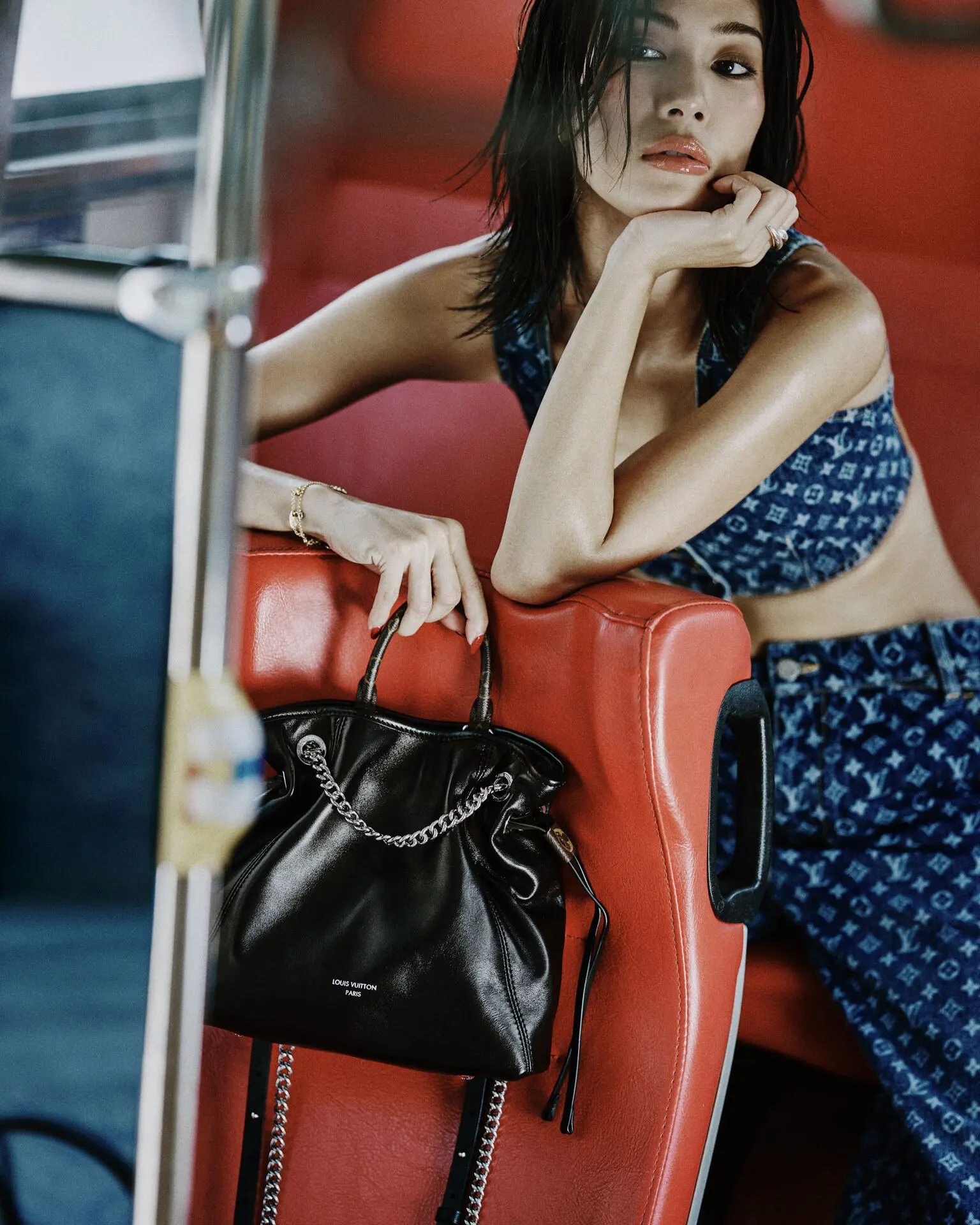 Lv Off Dutymolly Chiang