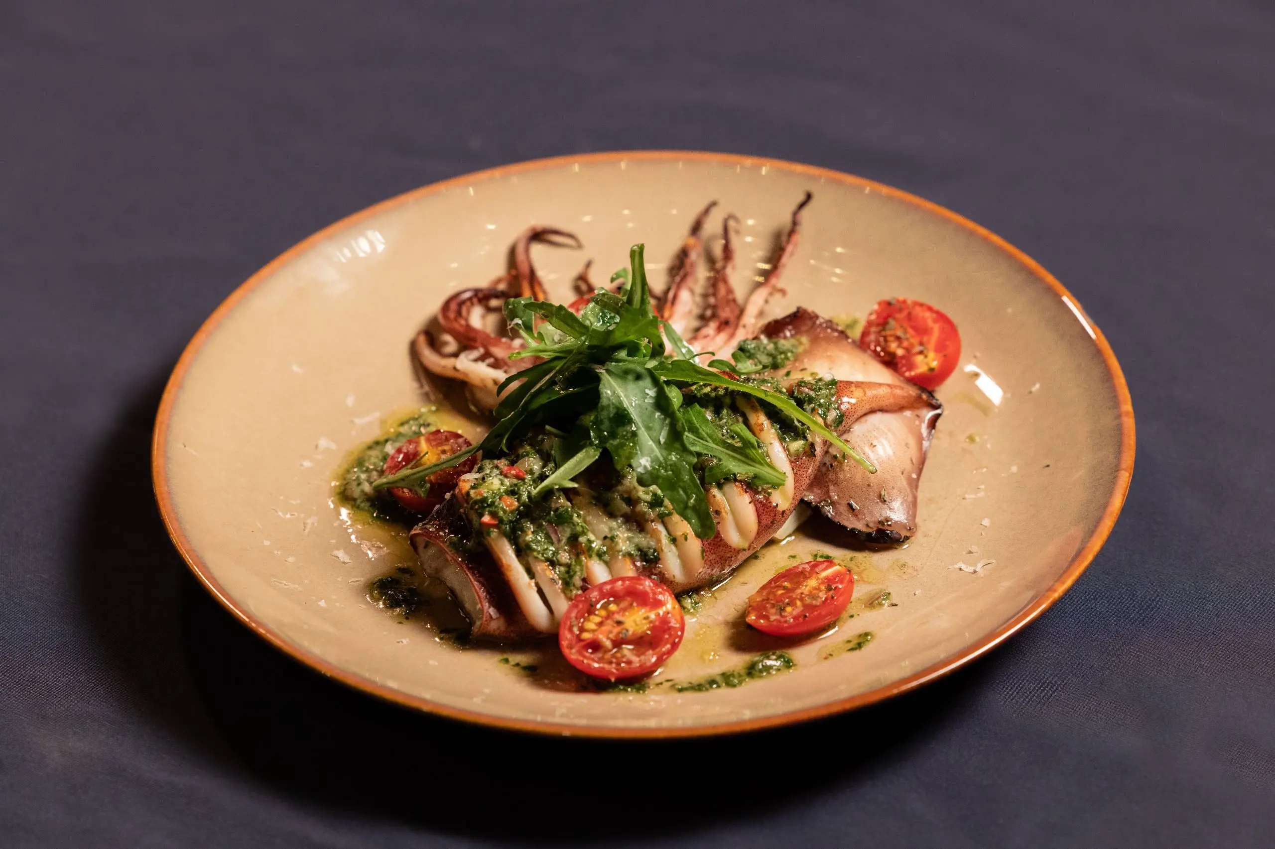 蘼樂餐酒 炭烤魷魚阿根廷青醬