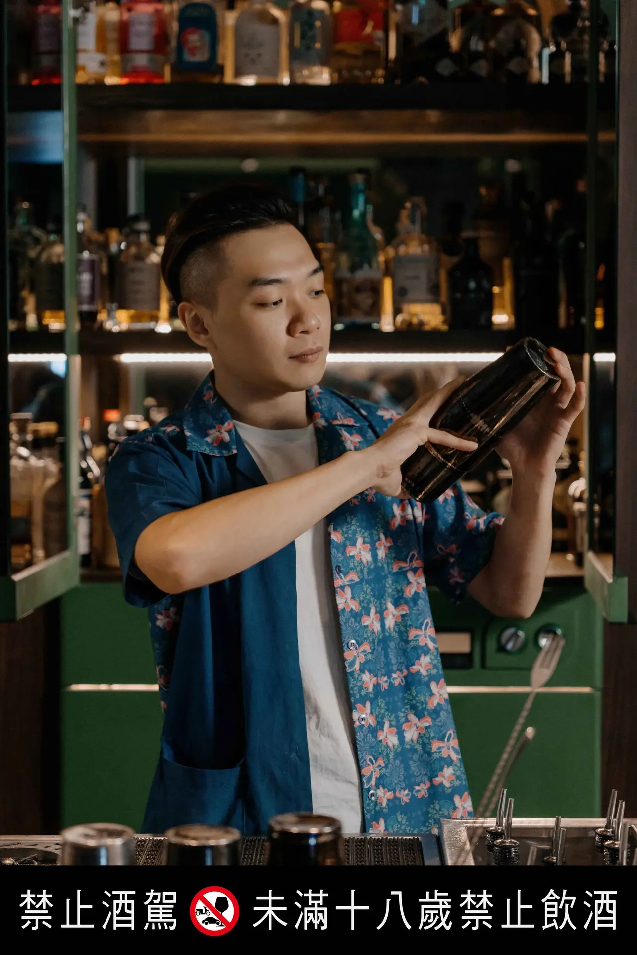 Asias 50 Best Bars台中vender 將在馬可波羅酒廊駐點的調酒師william最愛將旅行中的所見所聞映射在風味層次中,讓每一杯調酒都像是旅途的縮影。