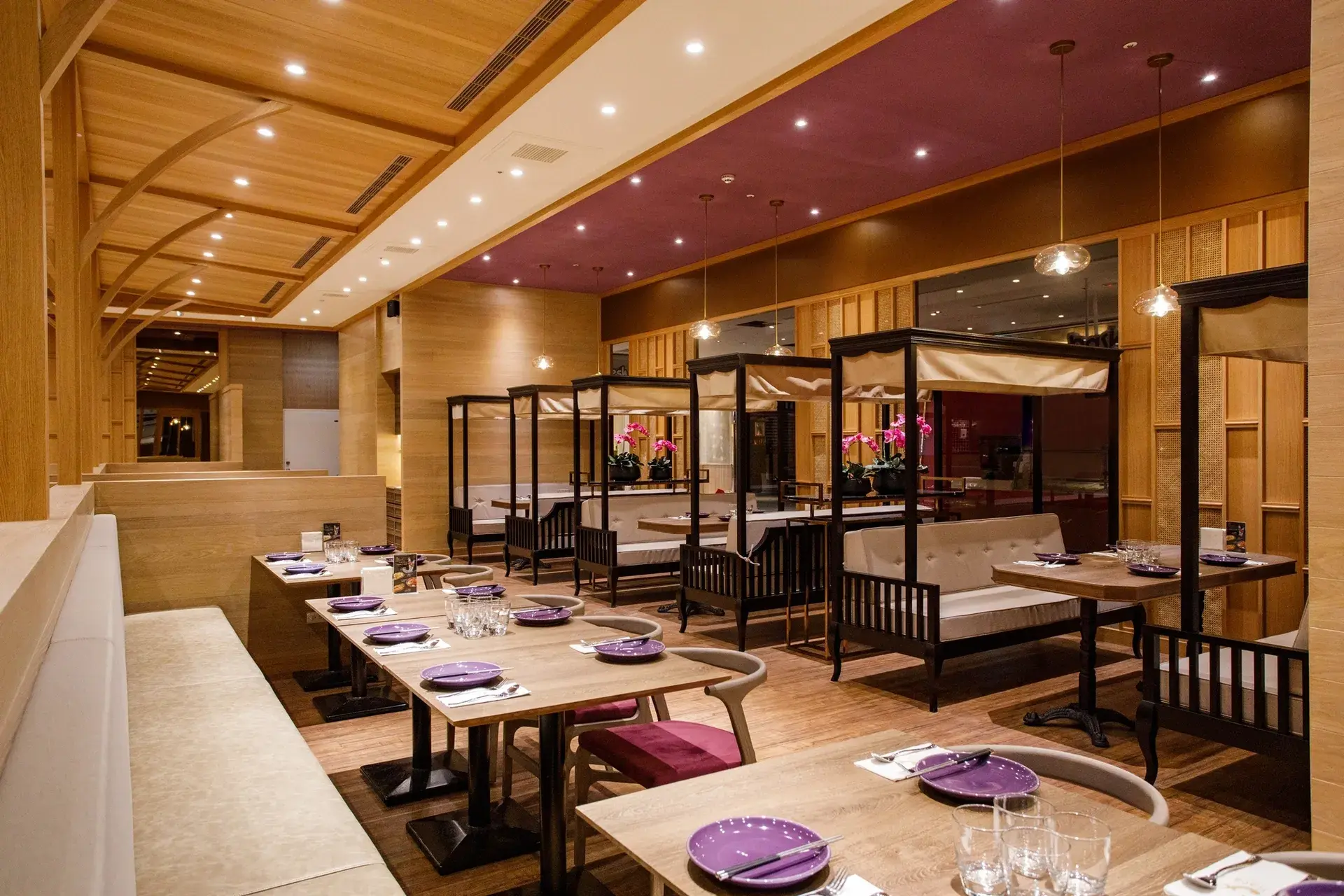 東南亞餐廳推薦 南洋料理美食06 「nara Thai Cuisine」新莊宏匯店店景