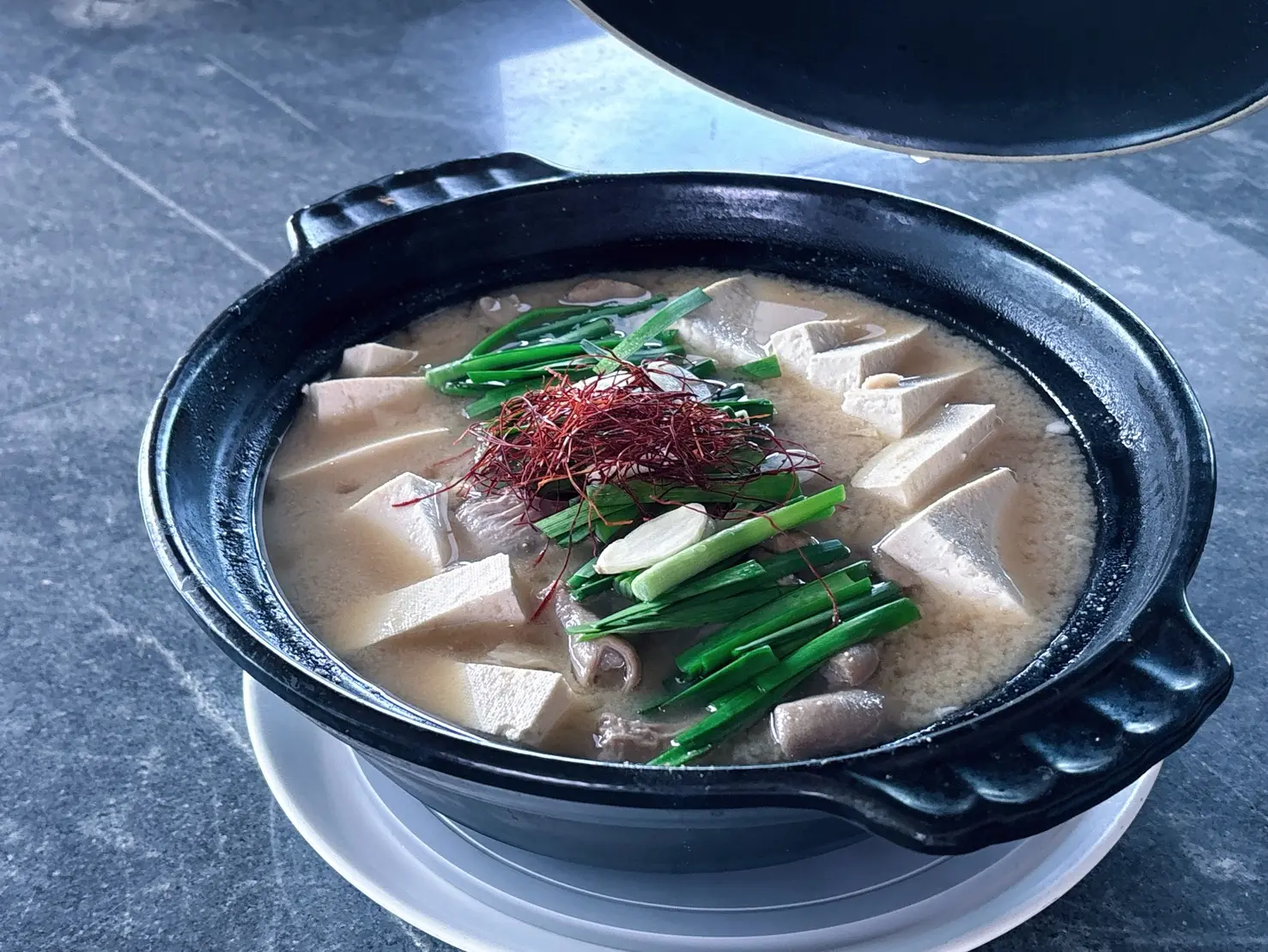 Asia49 博多味噌內臟鍋2