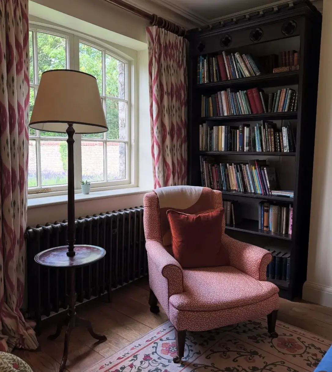 2025居家裝潢 慢裝潢 懷舊風 室內設計 @hillhousevintage 2