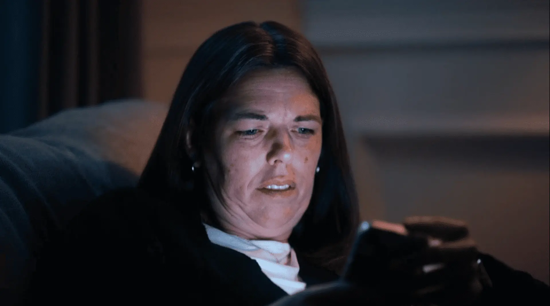 【imdb】netflix紀錄片 陌生號碼：高校簡訊詐騙疑雲 劇照8