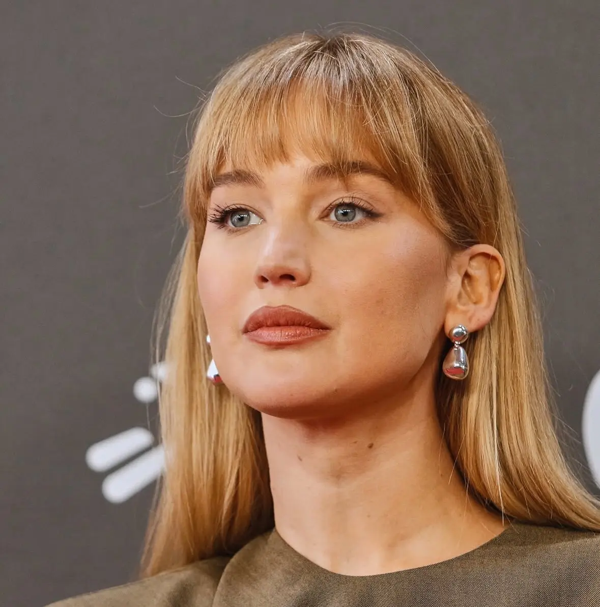 珍妮佛勞倫斯jennifer Lawrence聖賽巴斯提安影展獲終身成就獎 Sansebastianfes 2