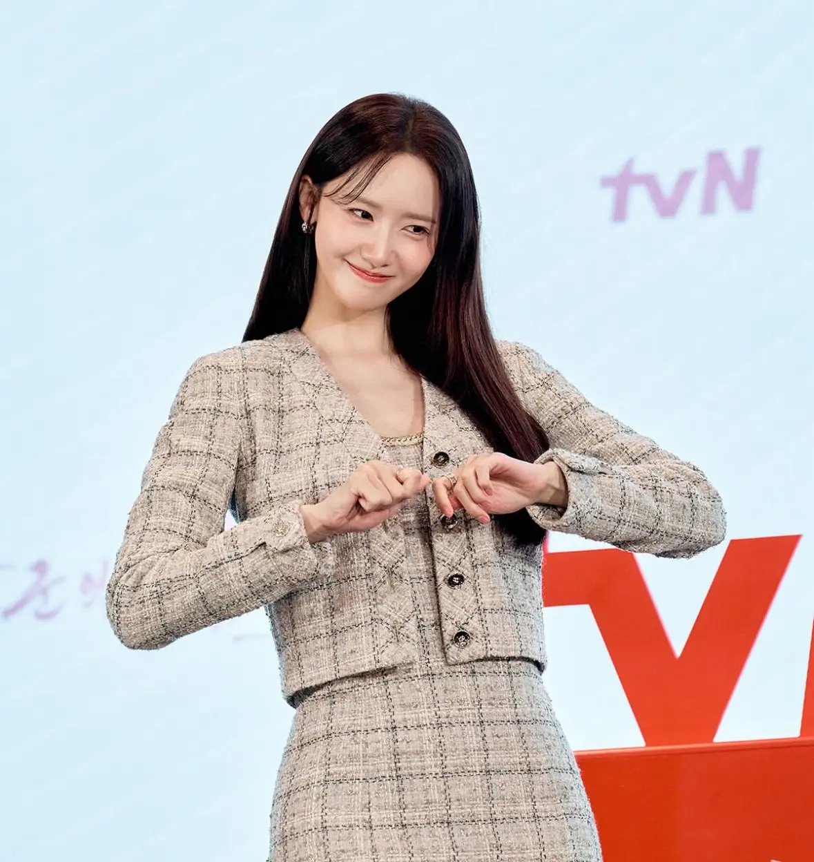 潤娥 Yoona 允兒 少女時代4