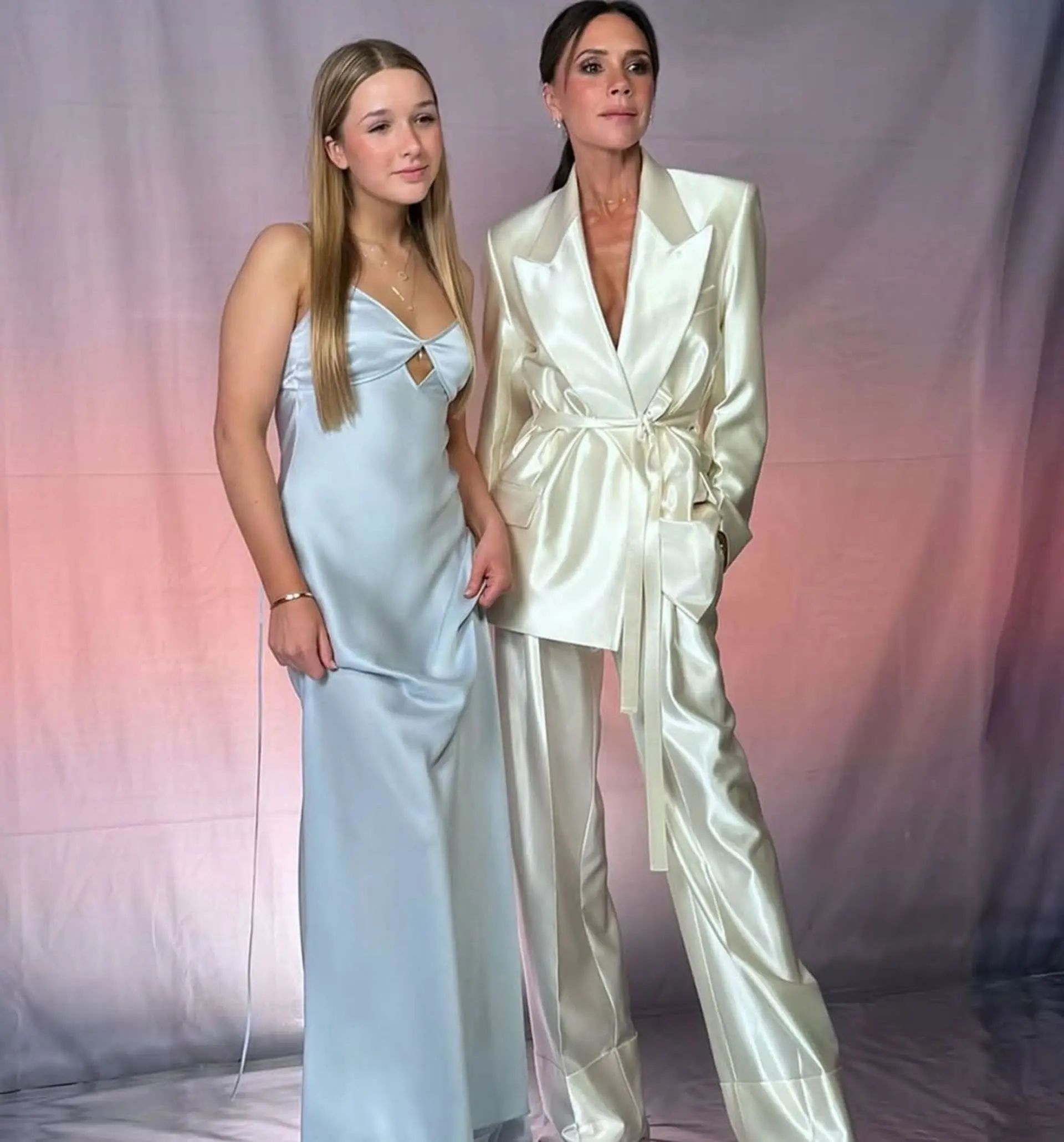 【harperbeckhamdaily2】hiku By Harper Harper Seven Beckham 家族照08