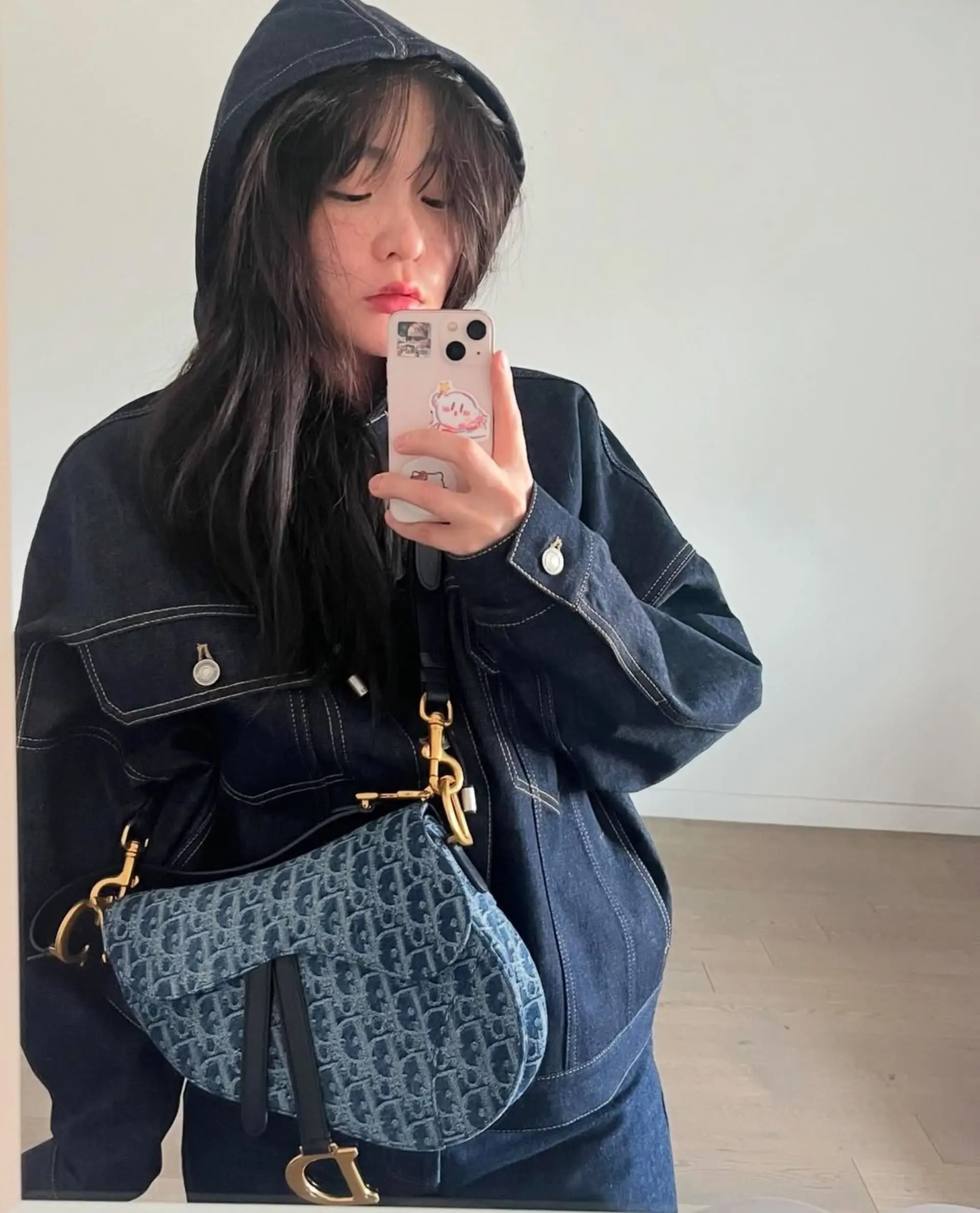 【minhakim 】金敏荷 金敏荷 形象照04