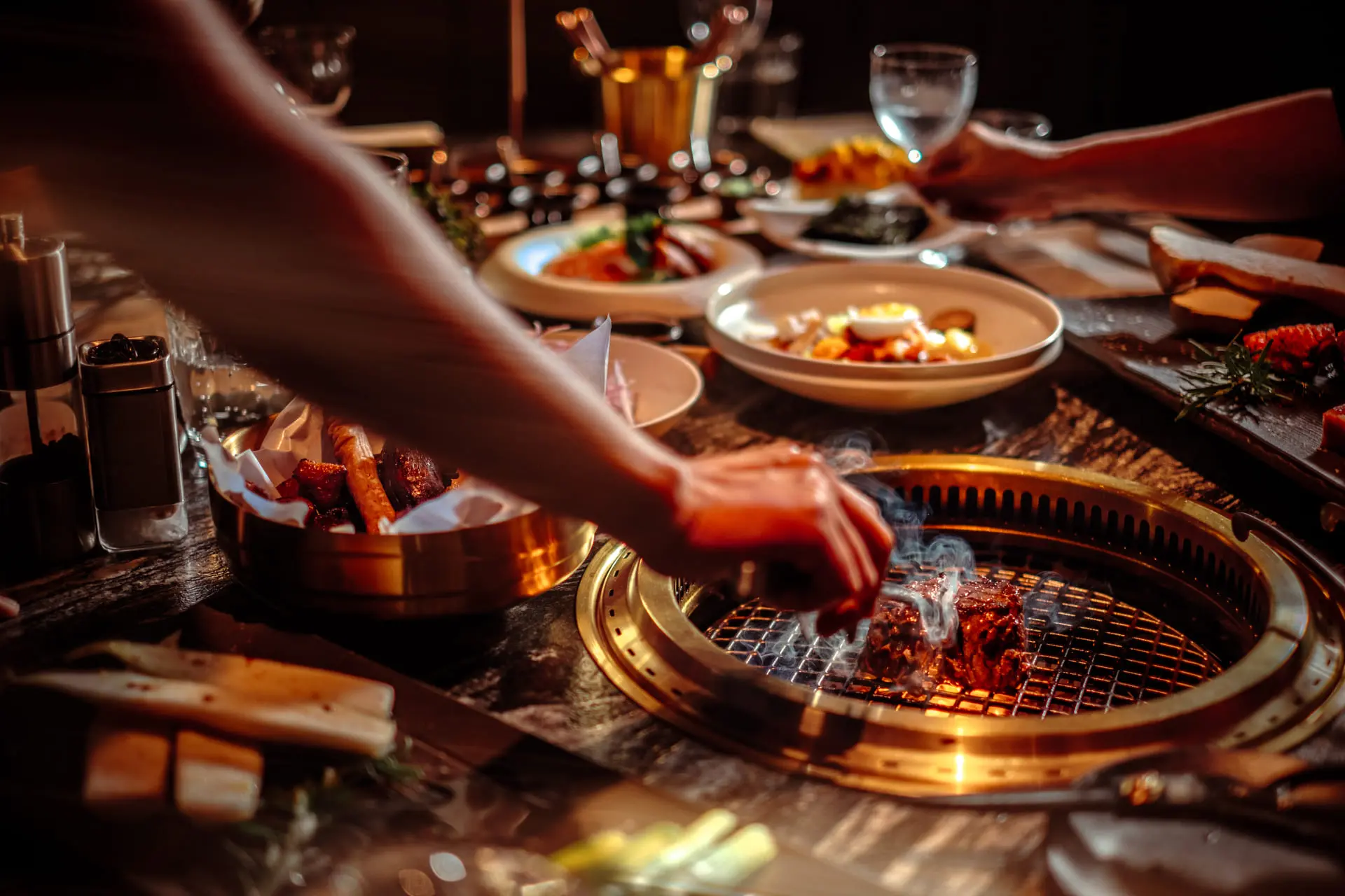 【char Char 】夜生活 餐廳酒吧 烤肉氛圍01