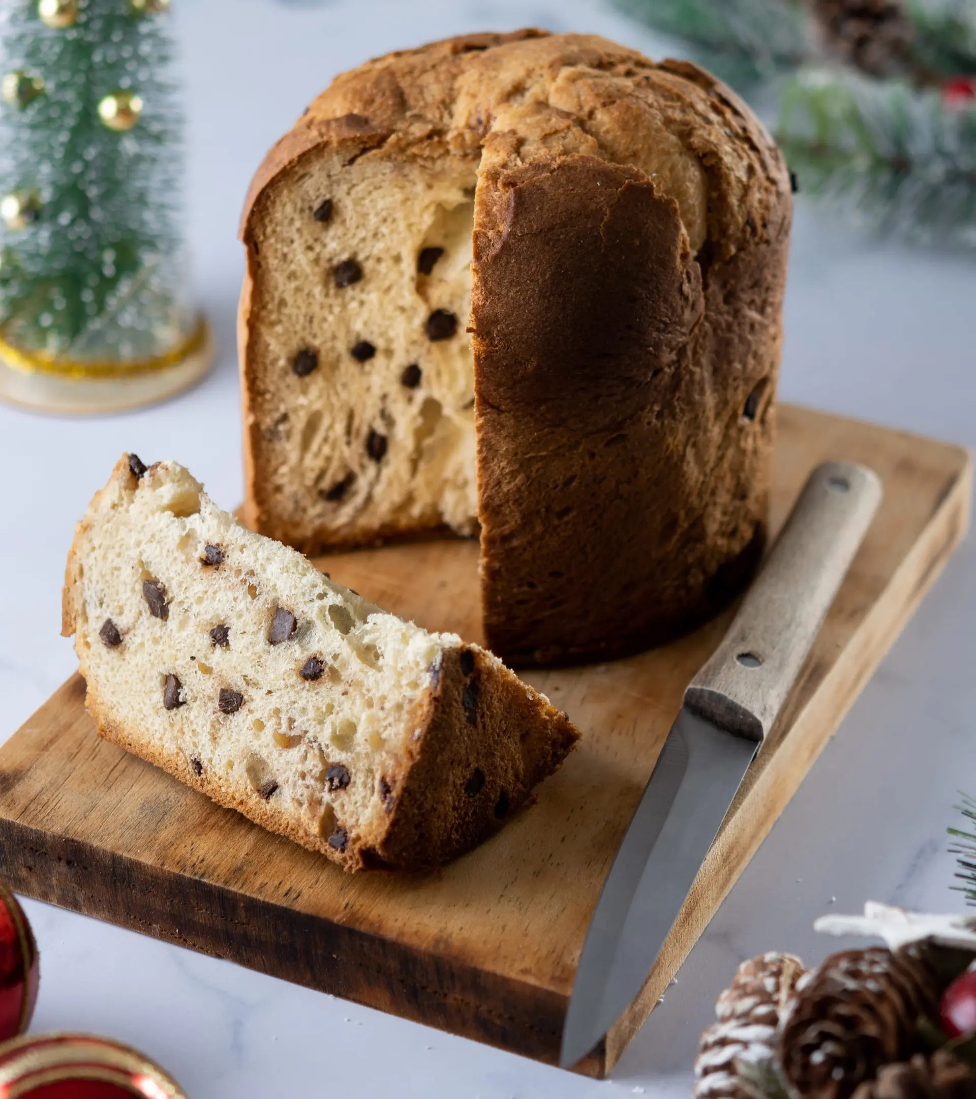 【freepik】甜點 聖誕節 Panettone02