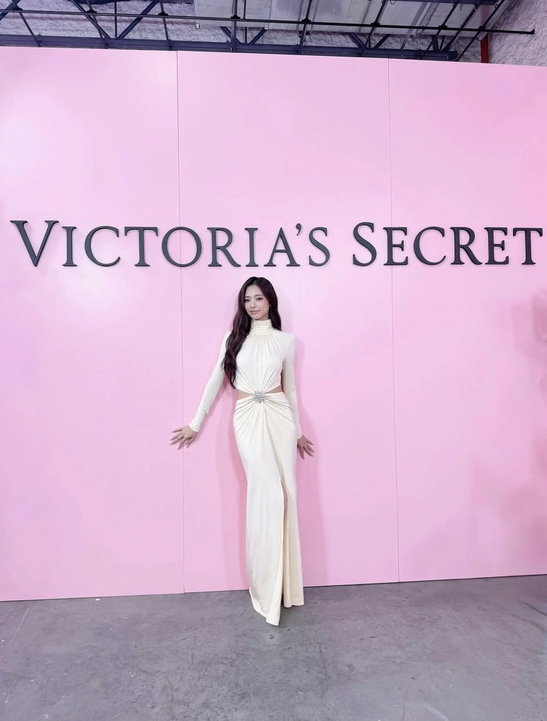 【thinkaboutzu】周子瑜 名人 維密02