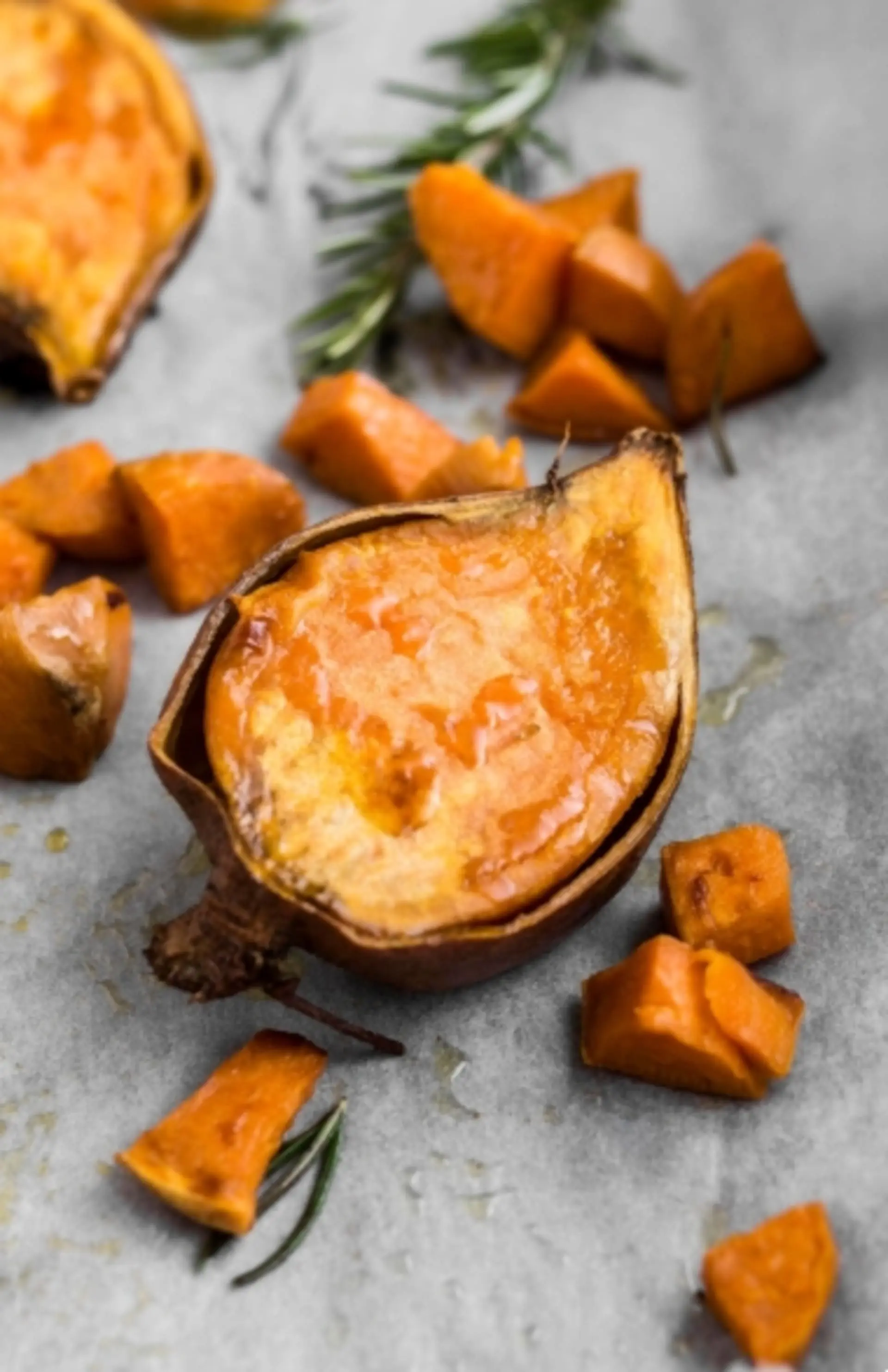 【freepik】產熱食物 地瓜