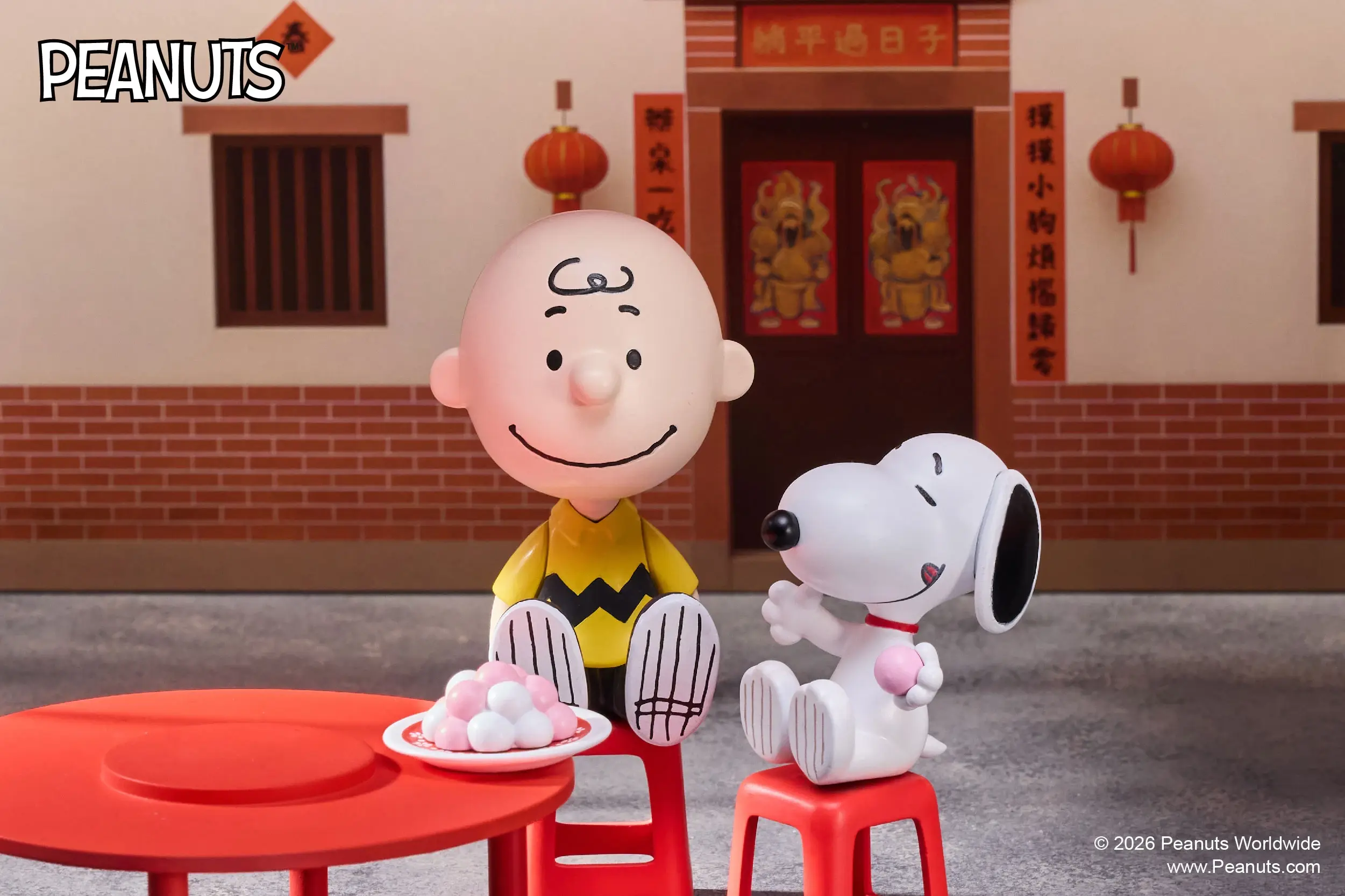 2.花好月圓款查理布朗史努比