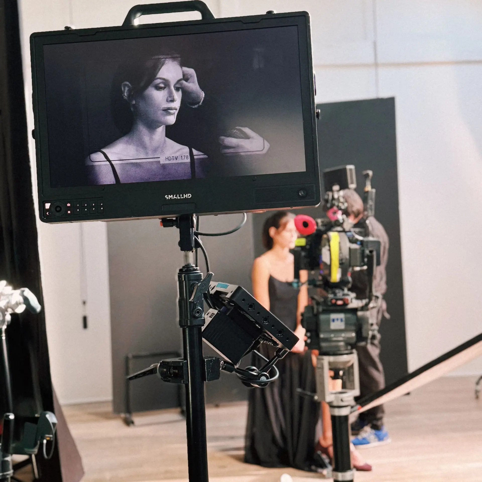 【repetto X Kaia Gerber】概念照02