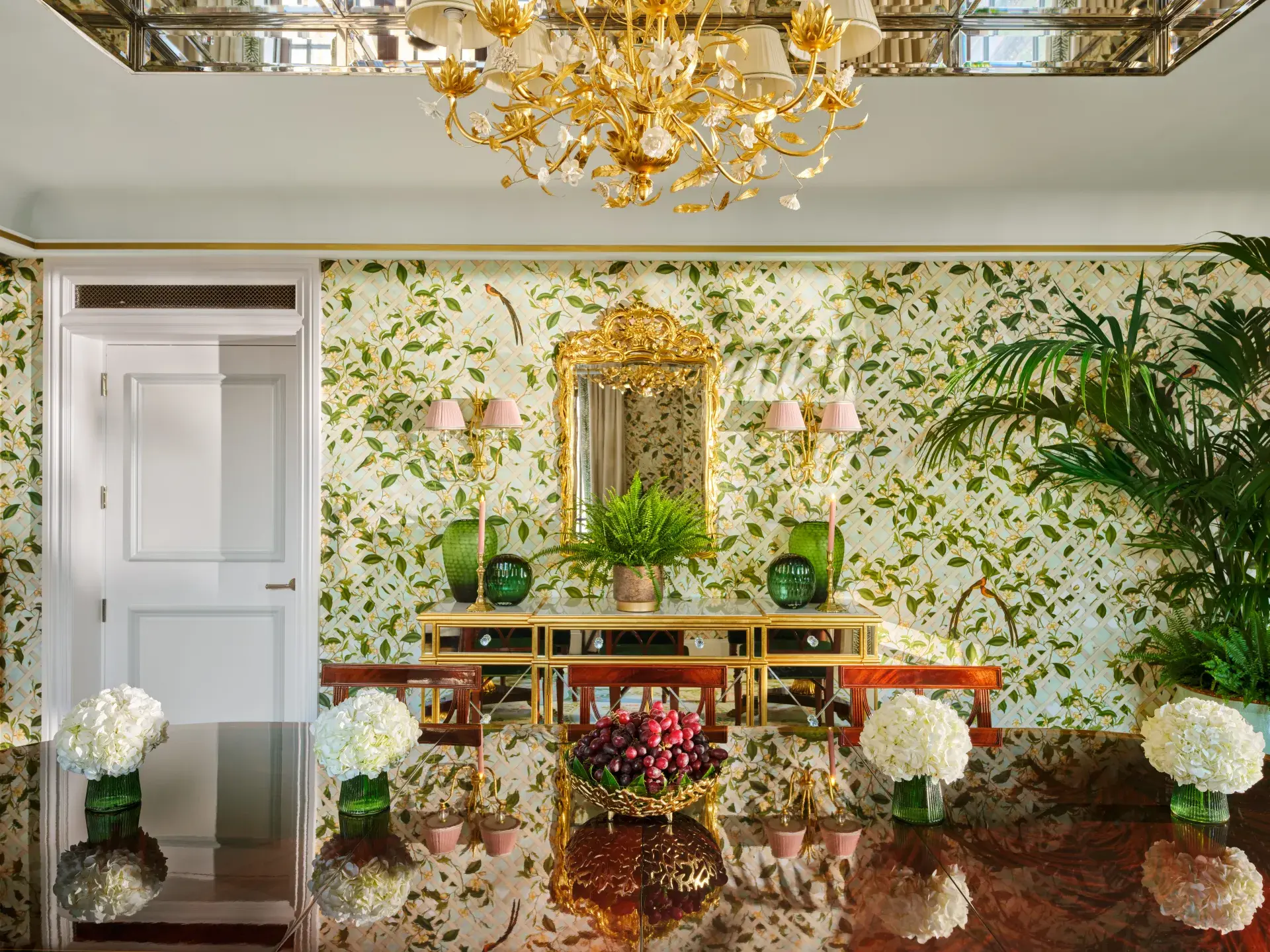 The Dorchester Royal Suite Dining Room Detail Dorchester Collection 2