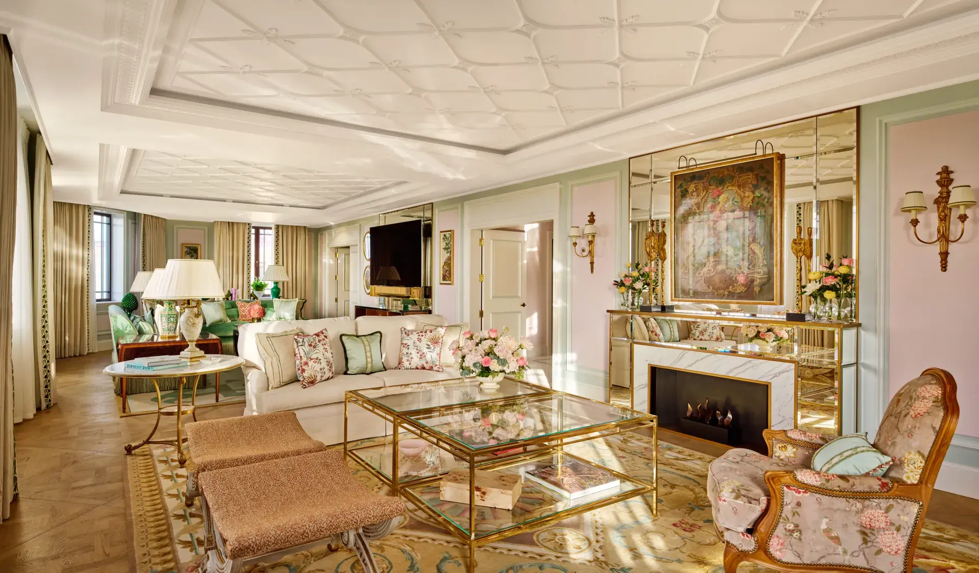 The Dorchester Royal Suite Living Room Detail Dorchester Collection 3